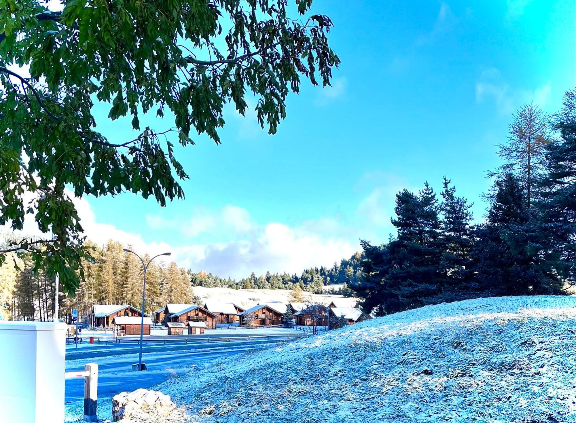 Appartement Chalets Du Super D Saint-Étienne-en-Dévoluy Zewnętrze zdjęcie